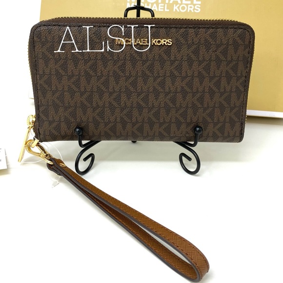 Michael Kors Medium Zip Phone Holder Brown Leather - Picture 2 of 9